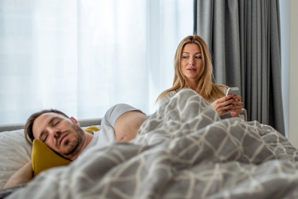 How Can I See My Husband's Text Messages for Free