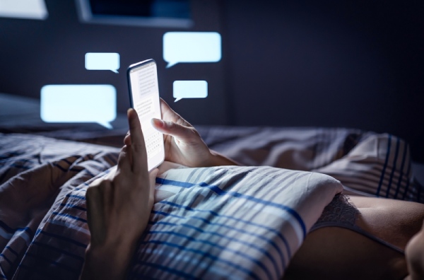How to Tell If Someone Has Secret Conversation on Messenger